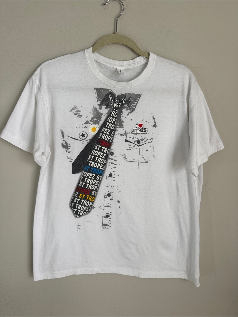 St. Tropez Graphic Trompe L’Oeil Tie T-Shirt White XL Novelty Tee Cotton - Picture 2 of 9